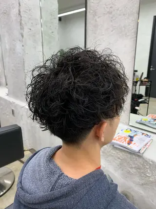 パーマ メンズ レイヤーカット TAIKIのヘアスタイル