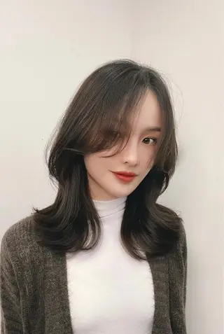 ミディアム カラー 鈴木 一貴のヘアスタイル