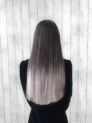 ロング カラー ヘアアレンジ エクステ専門店 Vのヘアスタイル