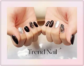 ショート トレンド ネイル スタジオのネイルデザイン