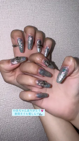 セミロング on nail 尾張旭三郷店のネイルデザイン