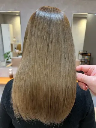 ロング 中村 ひなたのヘアスタイル