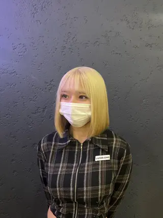 ミディアム ハイトーンケアカラー コト👱🏻‍♀️のヘアスタイル