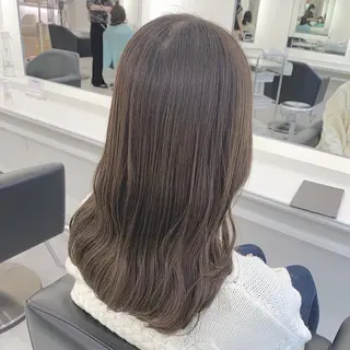 ミディアム カラー GOODDAY ヘアサロンのヘアスタイル