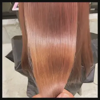 ミディアム カラー パーマ ヘアアレンジ メンズ キッズ ネイル マツエク・マツパ アイブロウ ☃️髪質改善🉐割✨ 🎄“ever”🎄のヘアスタイル