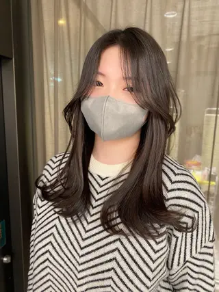 ロング 京都レイヤーカット/ 縮毛矯正/羽柴りくのマツエク・マツパデザイン