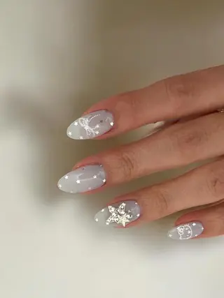 ネイル jrネイリスト💫 R🍀のネイルデザイン