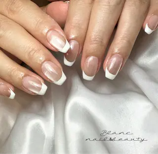 ネイル Blanc ブランのネイルデザイン