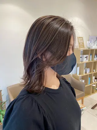 セミロング カラー 細めハイライト🩶 ボブ/レイヤーカットのヘアスタイル