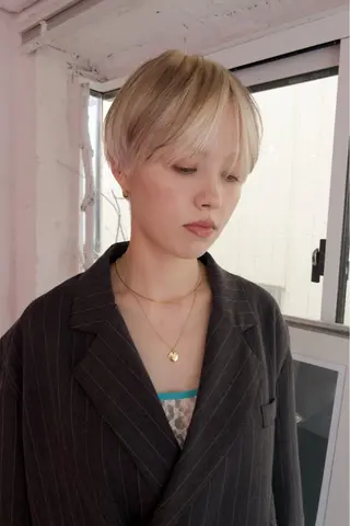 ショート カラー yiye   神宮前所属・manami /暖色 /カットモデル募集のヘアスタイル