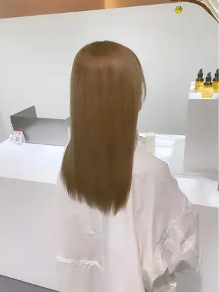 セミロング カラー LEF TATEMACHI所属・西山祐生/ハイトーン /ケアブリーチ/艶髪のヘアスタイル