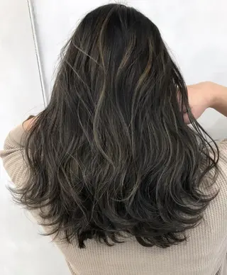セミロング カラー 【代表】高山 一真のヘアスタイル