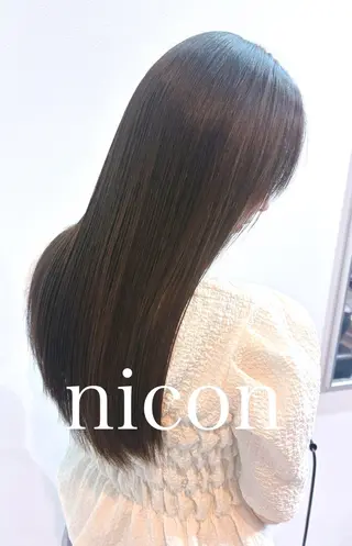 ロング 髪質改善 貸切サロンのヘアスタイル