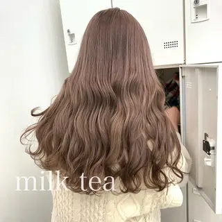 ロング くすみミルクティー／ ブラウン🪡TOWAのヘアスタイル