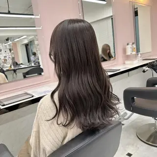 カラー 🍀暗め透け感🍀 赤み消しカラー🍀のヘアスタイル