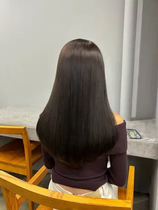 セミロング nude所属・𝐀𝐦𝐞𝐫𝐢 /透明感カラーのヘアスタイル