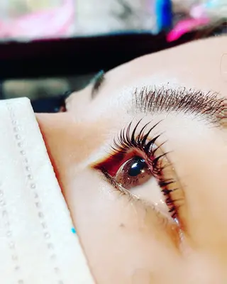 マツエク・マツパ MUTEeyelash所属・たけだ えりのマツエク・マツパデザイン