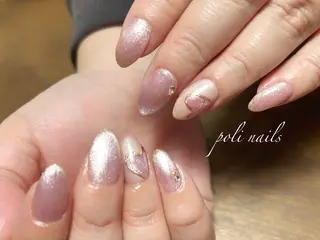 ネイル poli nailsのネイルデザイン