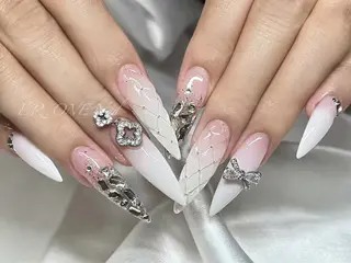 ネイル LR.ONE ヨウのネイルデザイン