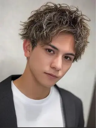 ミディアム カラー パーマ メンズ メンズ特化⚡️三村 彰吾⚡️カットパーマのヘアスタイル