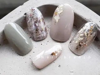 ミディアム カラー ヘアアレンジ パーマ キッズ アイブロウ ネイル マツエク・マツパ Nail branchのネイルデザイン
