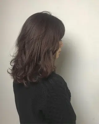 セミロング 岩田菜央 《武蔵小杉》のヘアスタイル