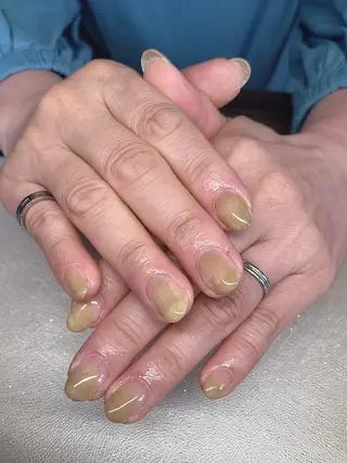 ネイル 𝐴𝑁𝑈𝐸 深爪育成専門サロンのネイルデザイン