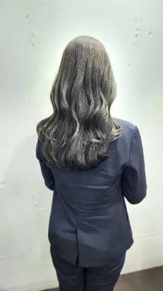 ロング ヒロセ シュウジのヘアスタイル