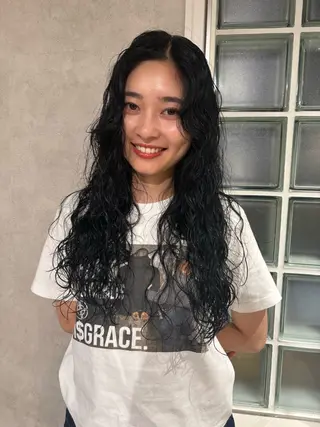 ロング カラー mao 暖色 海外風カラー🌿❤️のヘアスタイル