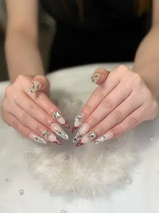 セミロング Bibi beauty spa Osaka所属・Chann Channのネイルデザイン