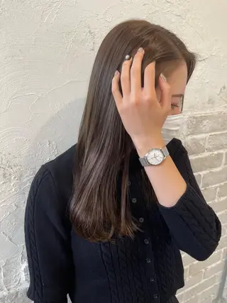 ロング uni所属・中堀 遥のヘアスタイル