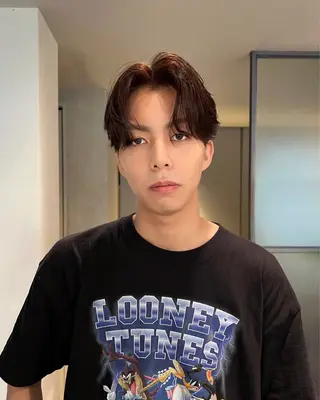 メンズ アイブロウ Qin shaire salon 原宿verno店所属・【センターパート】 ETO／江藤翼の眉毛・アイブロウイメージ