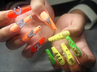 ネイル ONIKA Nail 青山通り店所属・ONIKA Nail 表参道A4徒歩2分のネイルデザイン