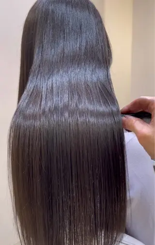 ロング しげすえ そうたのヘアスタイル