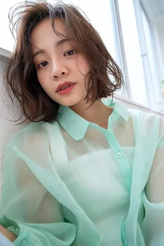 ミディアム ANGELICA 吉川智昭のヘアスタイル