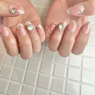 ネイル yuka🩶 渋谷.表参道Nailのネイルデザイン