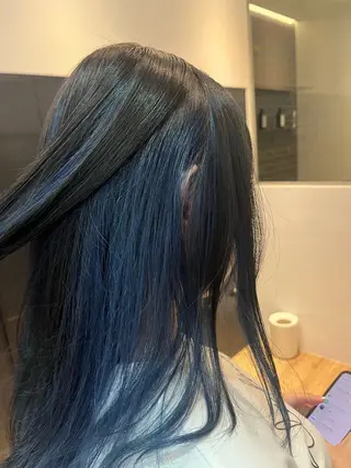 セミロング カラー 須藤 優真 レイヤーボブ ウルフのヘアスタイル