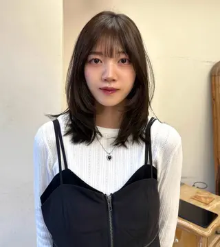 ミディアム カラー Gigi 代々木所属・りこ 🐈‍⬛韓国艶カラーのヘアスタイル