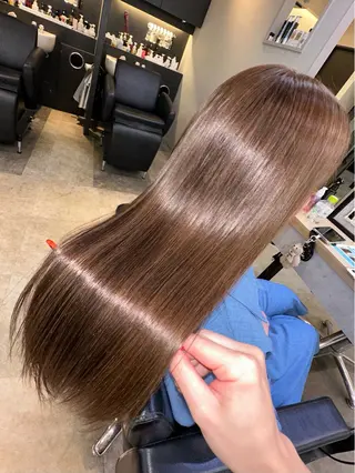 セミロング カラー 髪質改善特化サロン ICONIQ天神店のヘアスタイル