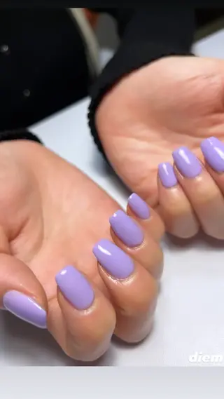 ショート diem. ✴︎chikaのネイルデザイン