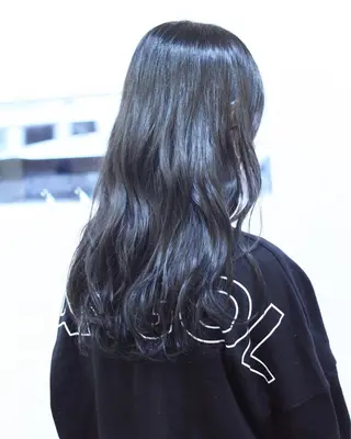 ロング カラー 土居 正季のヘアスタイル