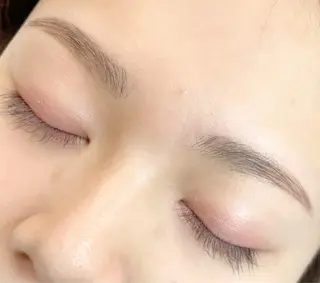 アイブロウ sara lazo 県病院前のマツエク・マツパデザイン