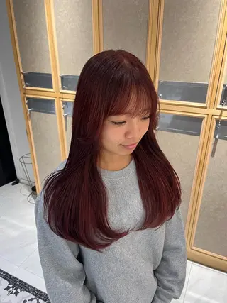 ロング カラー るり 暗髪・艶カラーのヘアスタイル
