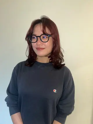 セミロング カラー 🦮shiori アイドルオタク🦮のヘアスタイル