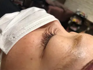 マツエク・マツパ RADnoel 梅田茶屋町のヘアスタイル