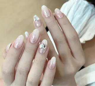 ネイル Lynn_ Nailのネイルデザイン