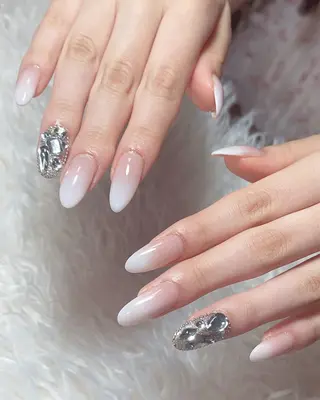 ネイル n o q r m. n a c h iのネイルデザイン