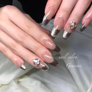 ネイル Gracias. rieのネイルデザイン