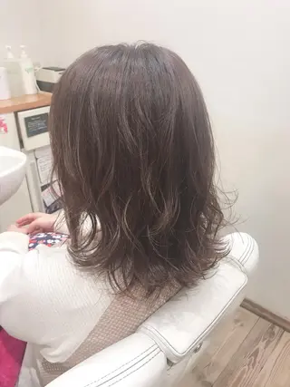 ミディアム カラー アザマ　ヤスカツ _rosso 川口のヘアスタイル