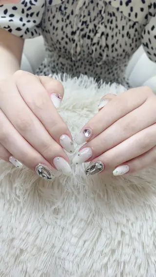 ネイル hara nail所属・nguyen thi leのネイルデザイン